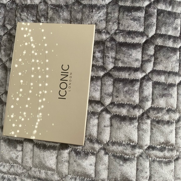 London Iconic Face Pallette - Picture 4 of 4